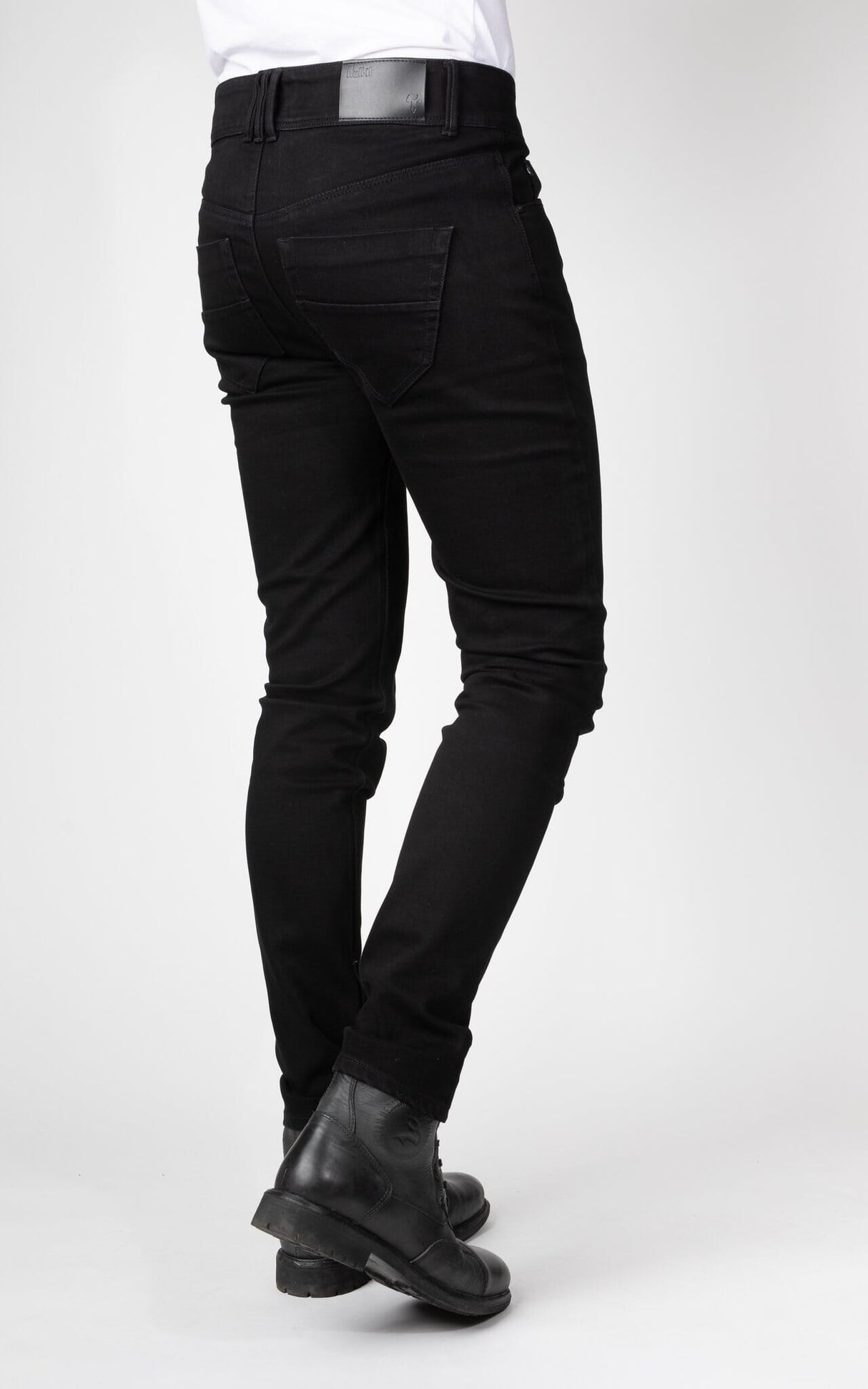 BULL-IT MENS ZERO BLACK SKINNY SHORT