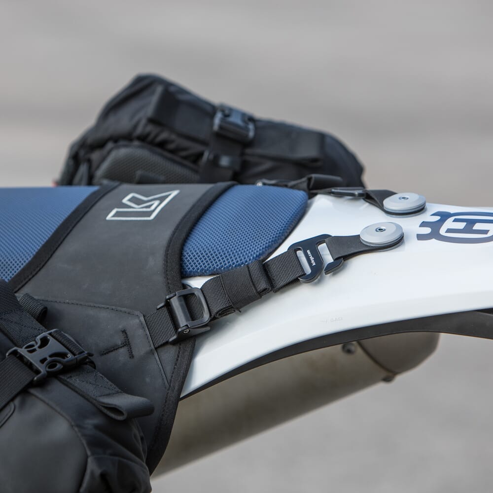 KRIEGA OS-BASE (UNIVERSAL)
